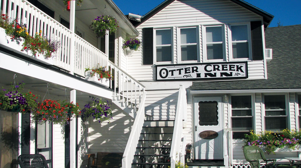 Otter Creek Inn And Market
